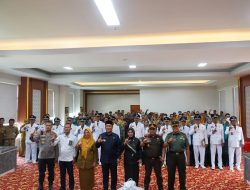 Bupati Irwan Kukuhkan 14 Kepala Desa Tekankan Pelayanan Masyarakat